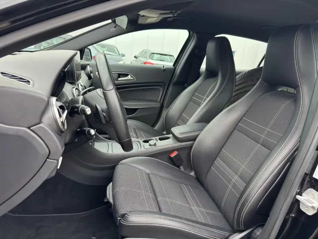 Mercedes-Benz GLA 180 Score Garantie*Navi*Bi Xenon*PDC*Auto. 04/2016-photo-14