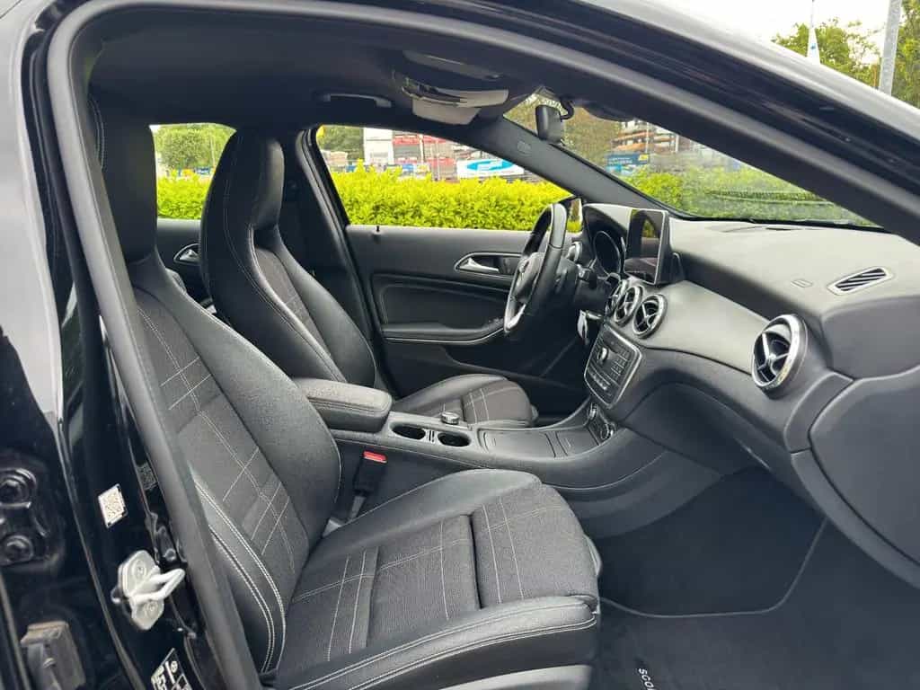Mercedes-Benz GLA 180 Score Garantie*Navi*Bi Xenon*PDC*Auto. 04/2016-photo-16