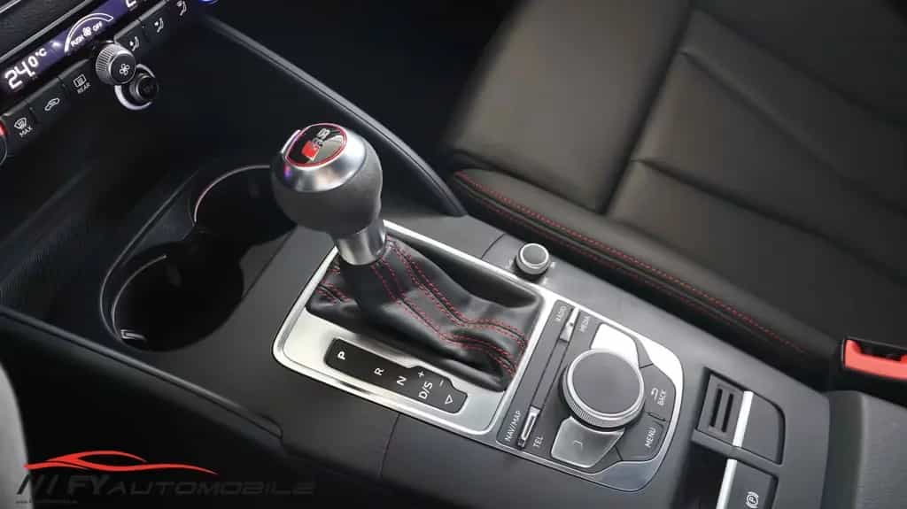 Audi RS3 2.5 TFSI quattro* No OPF* 8x Bereift* Top ! 10/2017-photo-19