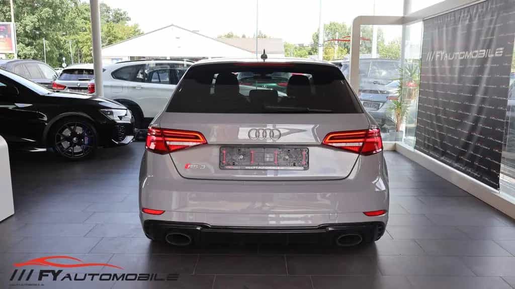 Audi RS3 2.5 TFSI quattro* No OPF* 8x Bereift* Top ! 10/2017-photo-3