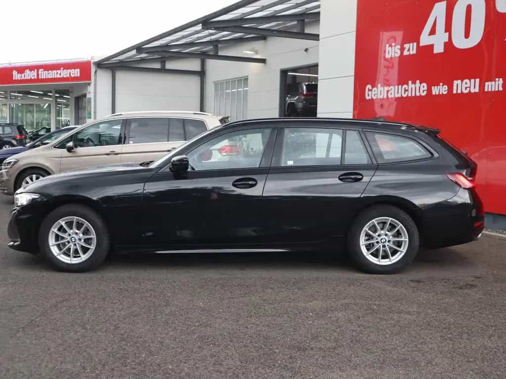 BMW 318 i LED Navi Tempomat Sitzheizung DAB Bluetooth 02/2023-photo-2