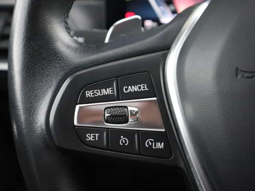 BMW 318 i LED Navi Tempomat Sitzheizung DAB Bluetooth 02/2023-photo-23