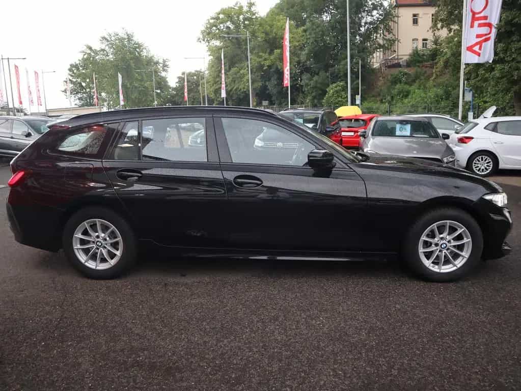 BMW 318 i LED Navi Tempomat Sitzheizung DAB Bluetooth 02/2023-photo-6