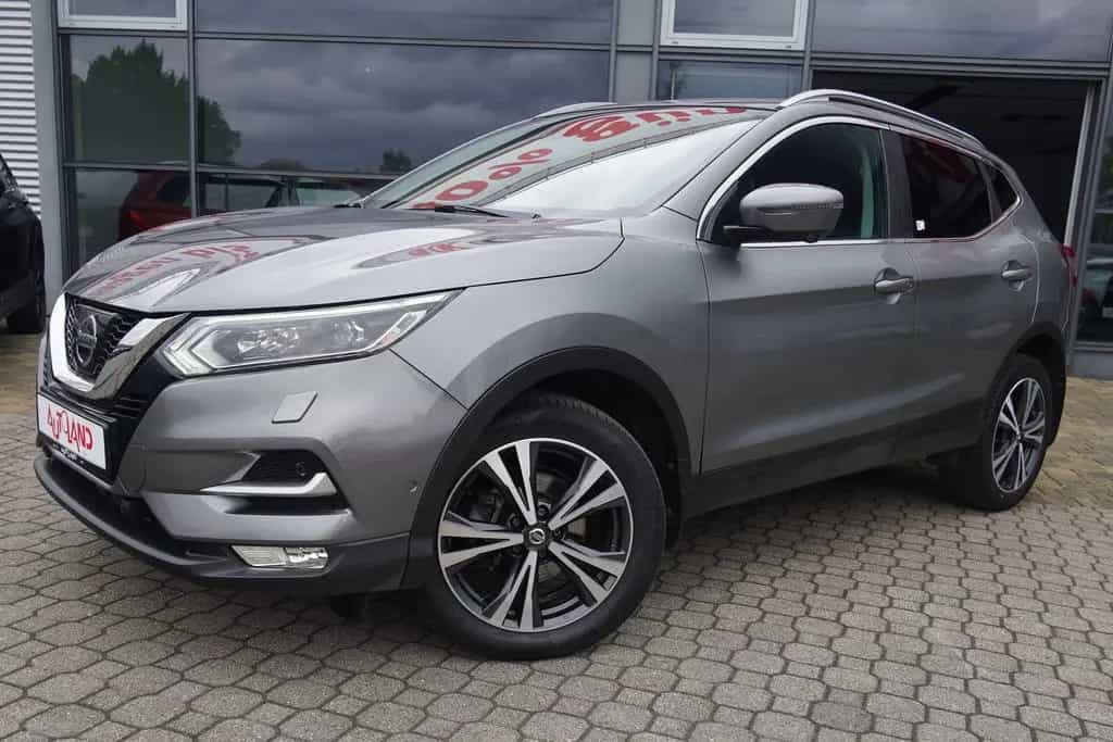 Nissan Qashqai 1.2 Visia Klimaaut. LED Navi Kamera DAB 03/2018-photo-1