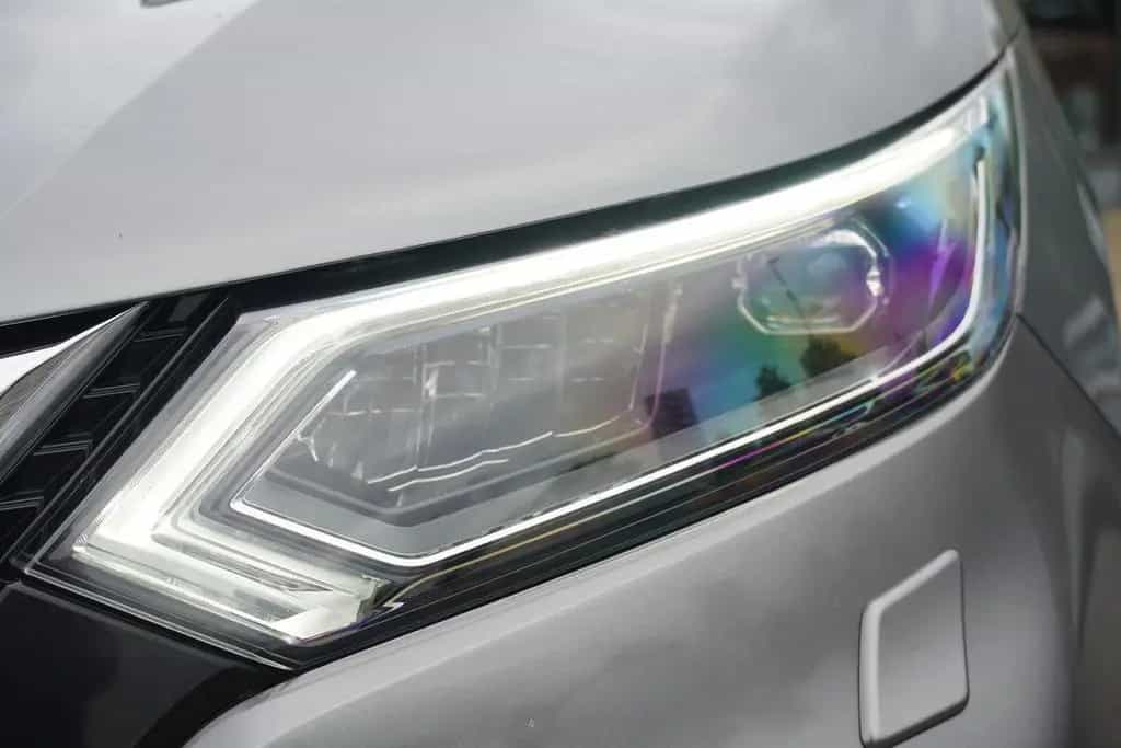 Nissan Qashqai 1.2 Visia Klimaaut. LED Navi Kamera DAB 03/2018-photo-33