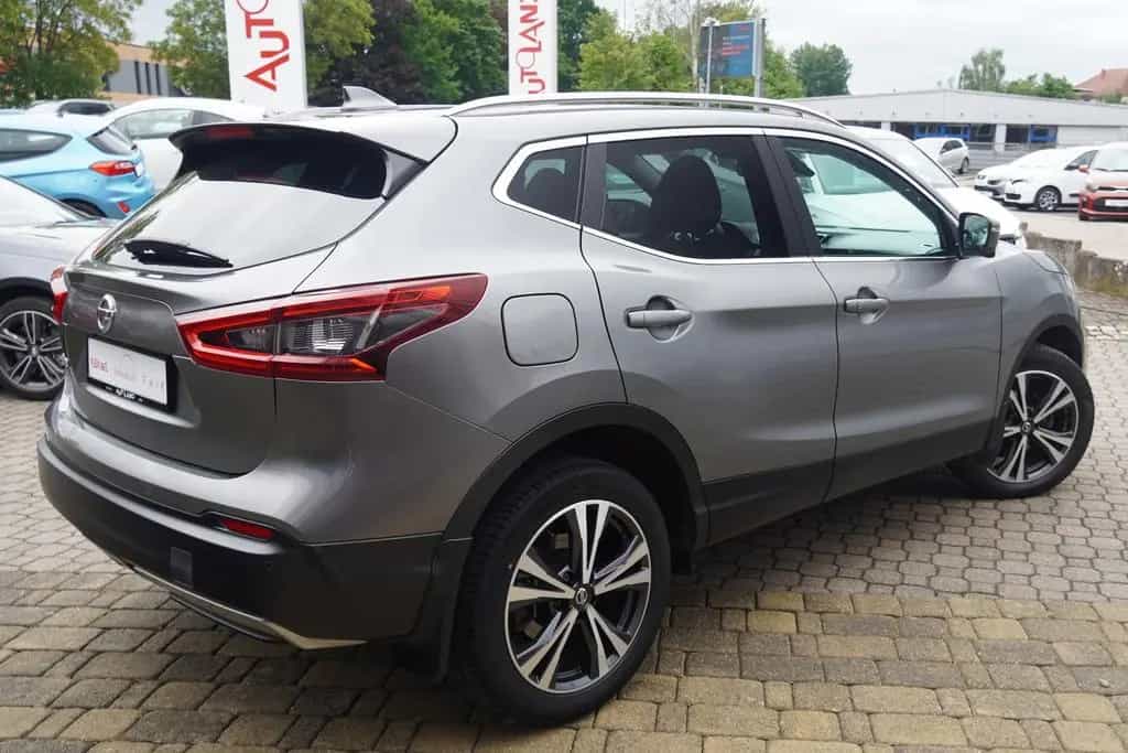 Nissan Qashqai 1.2 Visia Klimaaut. LED Navi Kamera DAB 03/2018-photo-4