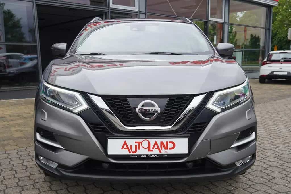 Nissan Qashqai 1.2 Visia Klimaaut. LED Navi Kamera DAB 03/2018-photo-6