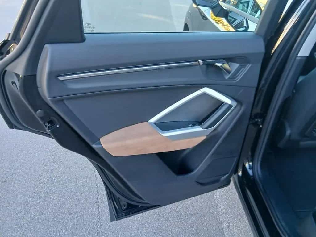 Audi Q3 35 TDI S tronic Business Advanced 10/2020-photo-11