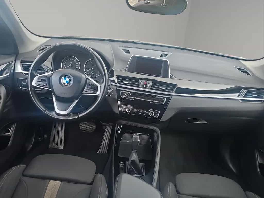 BMW X1 xDrive 18 d Sport Line AUTOMATIK 01/2017-photo-12