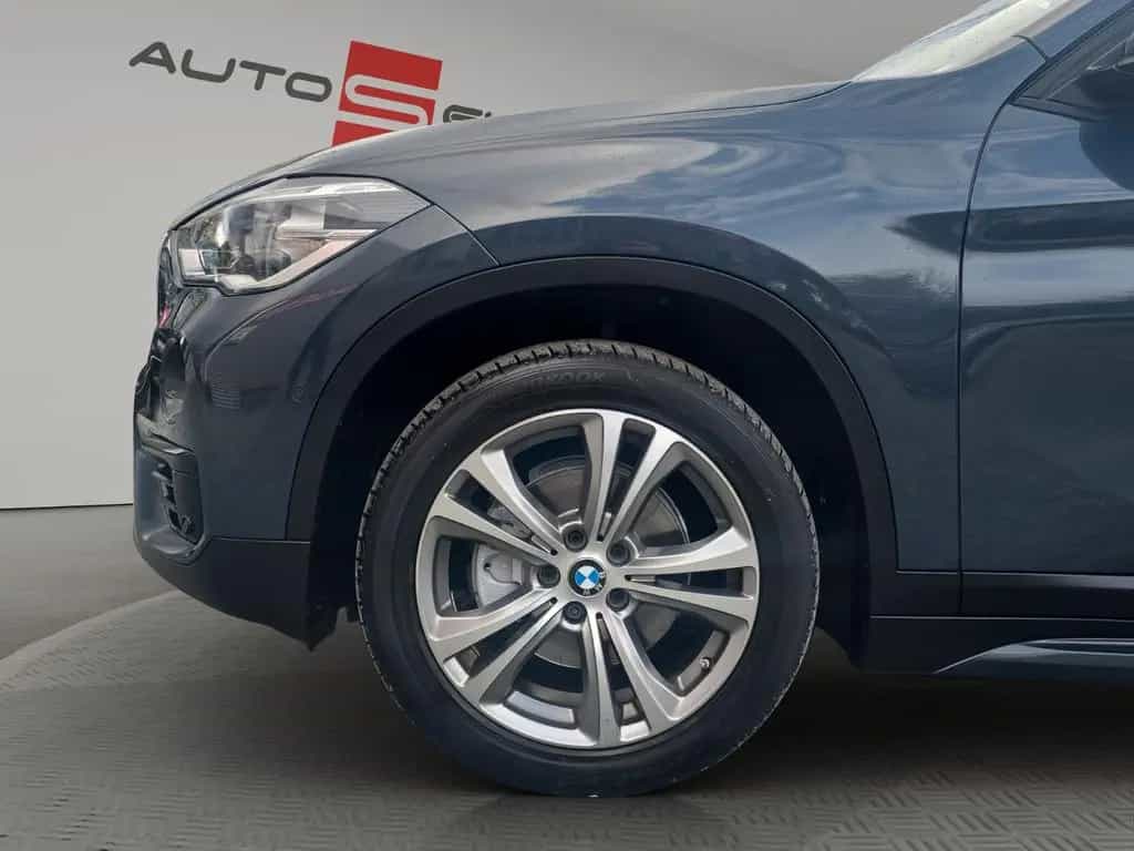 BMW X1 xDrive 18 d Sport Line AUTOMATIK 01/2017-photo-19