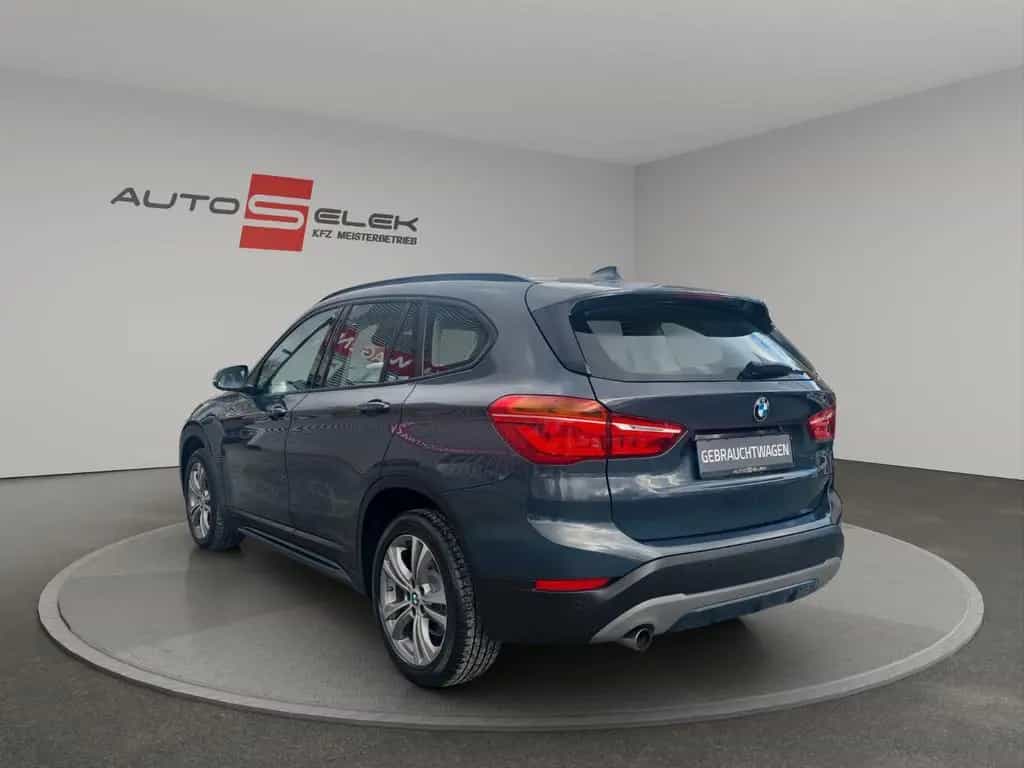 BMW X1 xDrive 18 d Sport Line AUTOMATIK 01/2017-photo-2