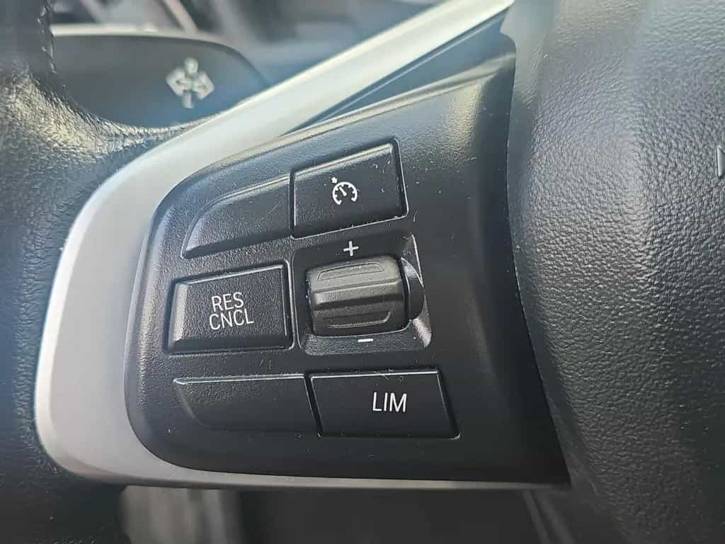 BMW X1 xDrive 18 d Sport Line AUTOMATIK 01/2017-photo-23