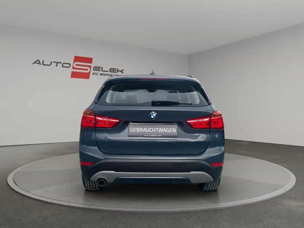 BMW X1 xDrive 18 d Sport Line AUTOMATIK 01/2017-photo-3