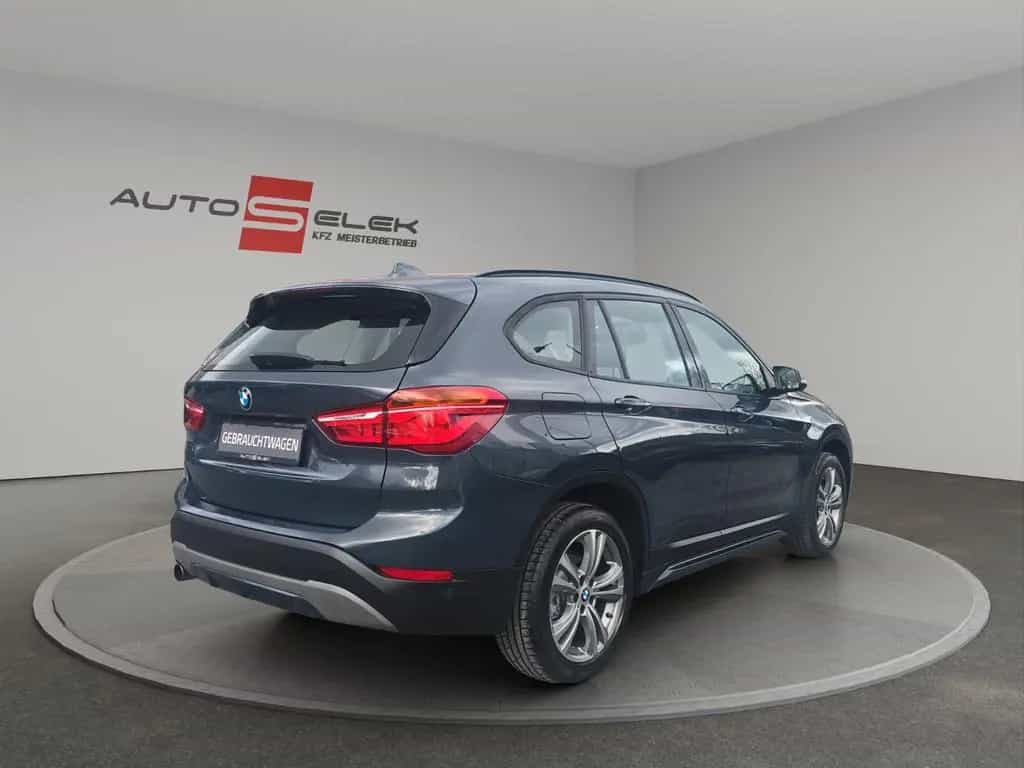 BMW X1 xDrive 18 d Sport Line AUTOMATIK 01/2017-photo-4