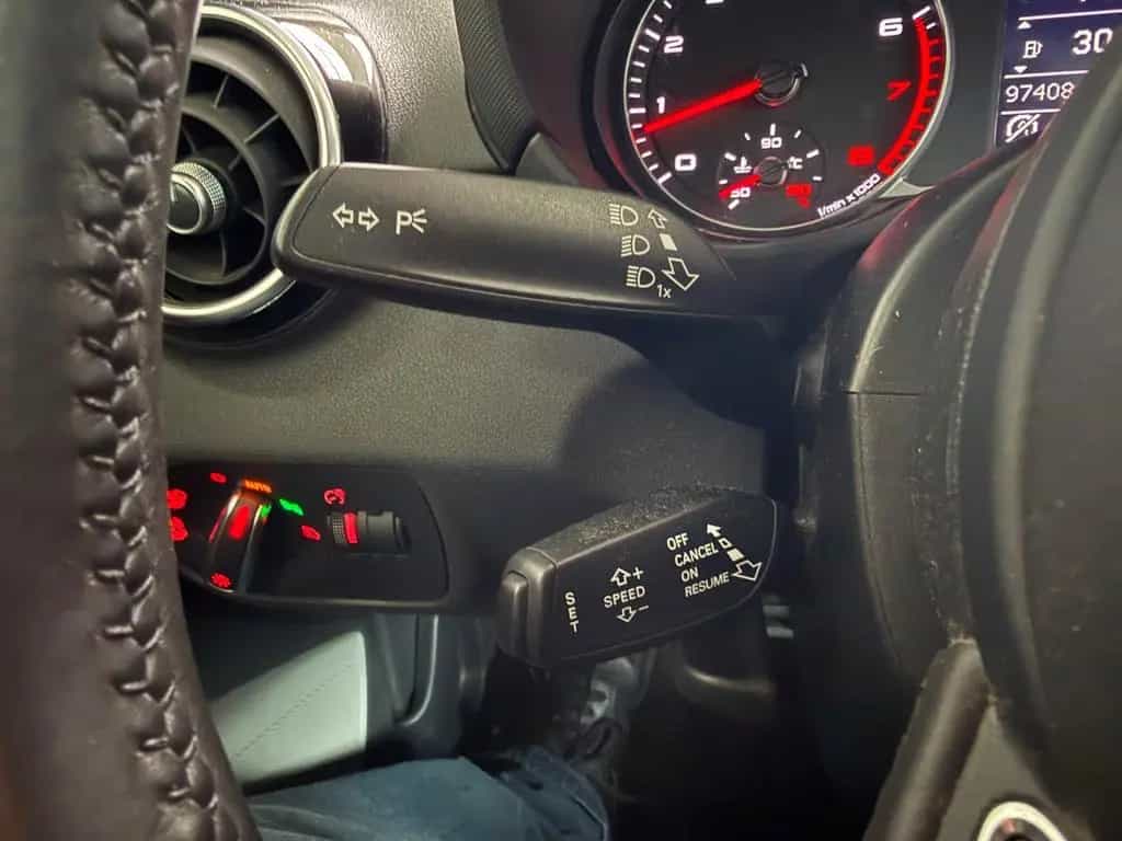 Audi A1 1.4 TFSI*AMBITION*AUTOM*BI-XN*NAV*TMP*APS*SHZ 05/2012-photo-27