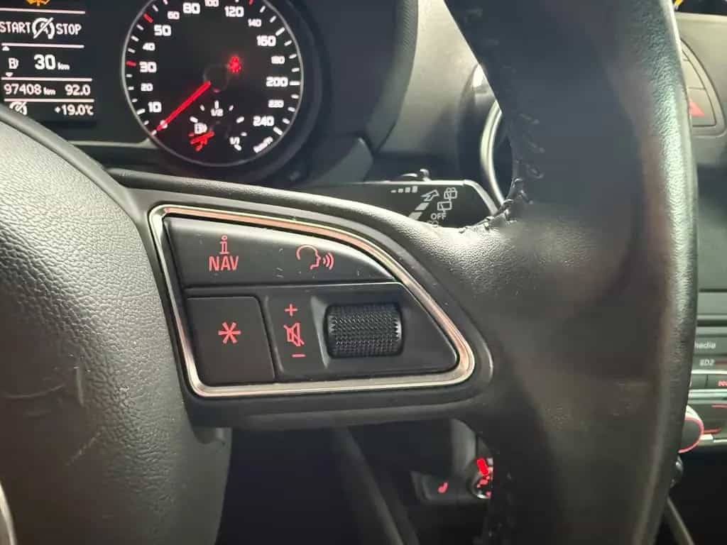 Audi A1 1.4 TFSI*AMBITION*AUTOM*BI-XN*NAV*TMP*APS*SHZ 05/2012-photo-28