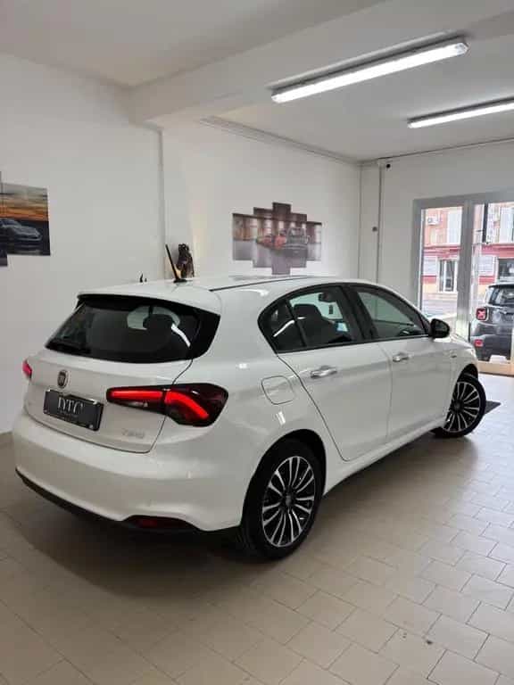 Fiat Tipo 1.6 Mjt 5 porte Full Led 04/2021-photo-2
