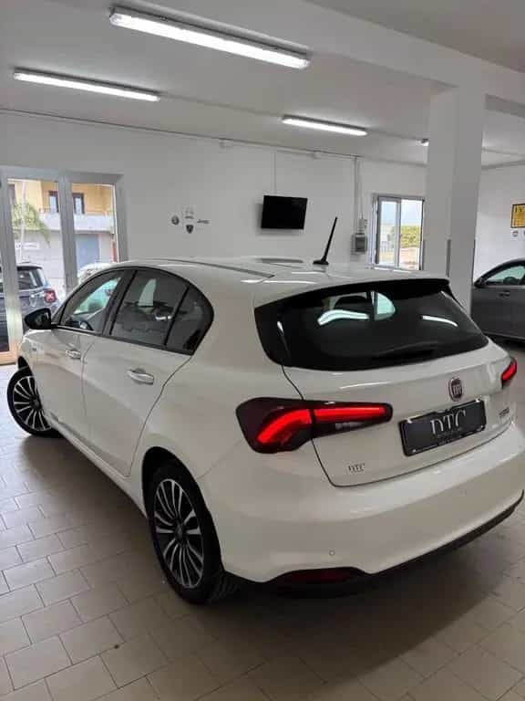 Fiat Tipo 1.6 Mjt 5 porte Full Led 04/2021-photo-5