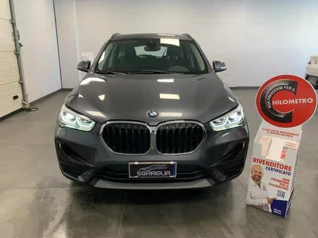 BMW X1 sDrive 18d xLine Automatico 03/2020-photo-1