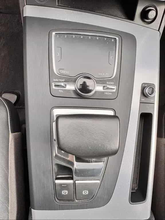 Audi Q5 quattro 4X4 ALLRAD AHK/NAVI/KAMERA 02/2018-photo-25
