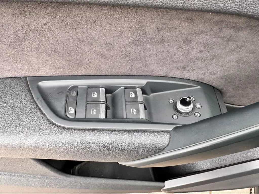 Audi Q5 quattro 4X4 ALLRAD AHK/NAVI/KAMERA 02/2018-photo-34