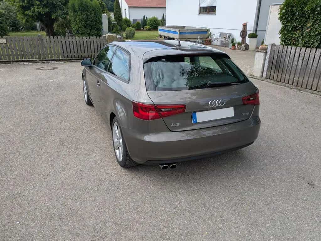 Audi A3 1.4 TFSI Ambition 11/2015-photo-2