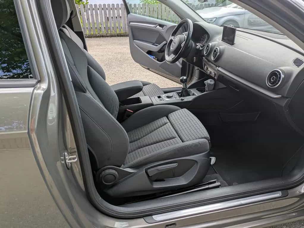 Audi A3 1.4 TFSI Ambition 11/2015-photo-7