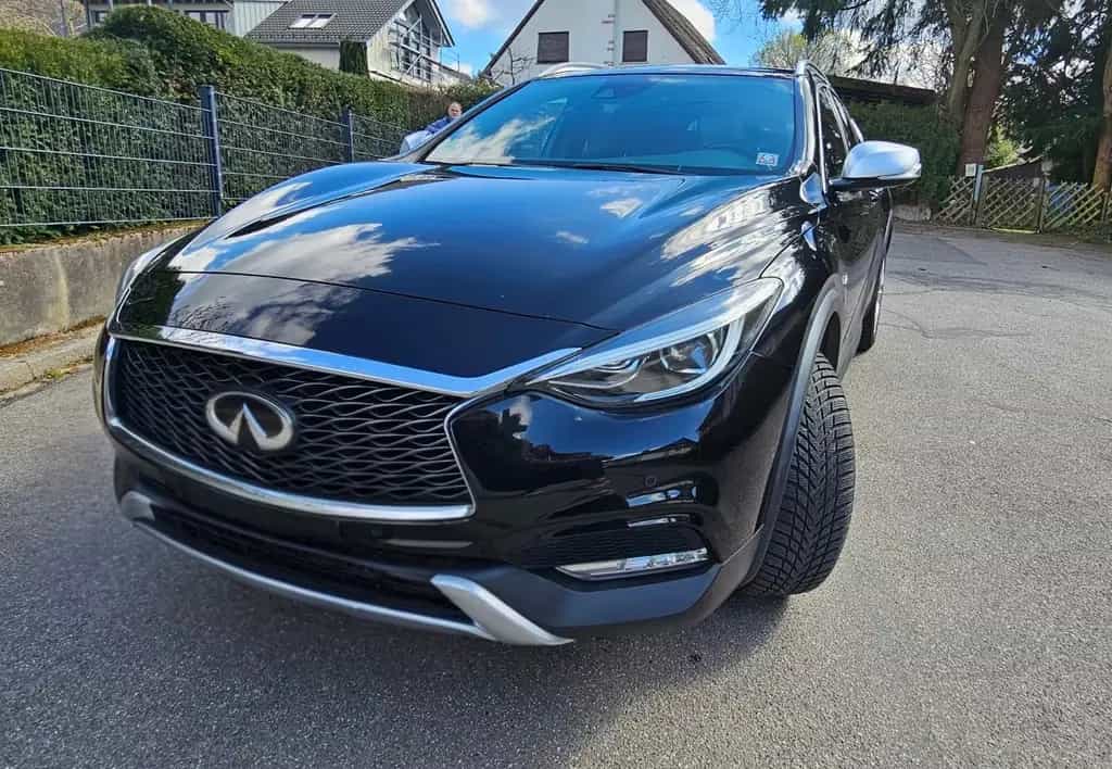 Infiniti QX30 2.2d DCT AWD Premium Tech Premium Tech 11/2016-photo-0