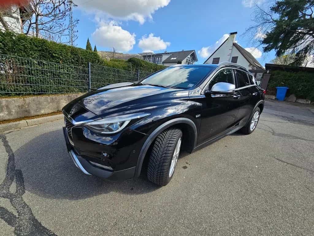 Infiniti QX30 2.2d DCT AWD Premium Tech Premium Tech 11/2016-photo-4