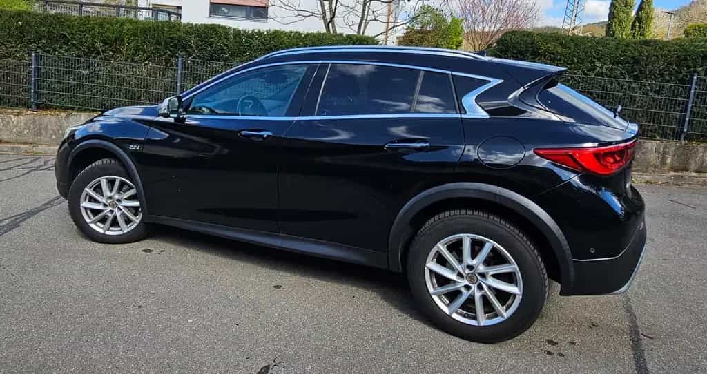 Infiniti QX30 2.2d DCT AWD Premium Tech Premium Tech 11/2016-photo-5