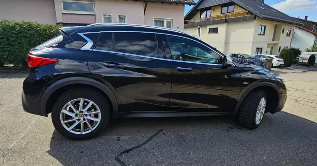 Infiniti QX30 2.2d DCT AWD Premium Tech Premium Tech 11/2016-photo-6