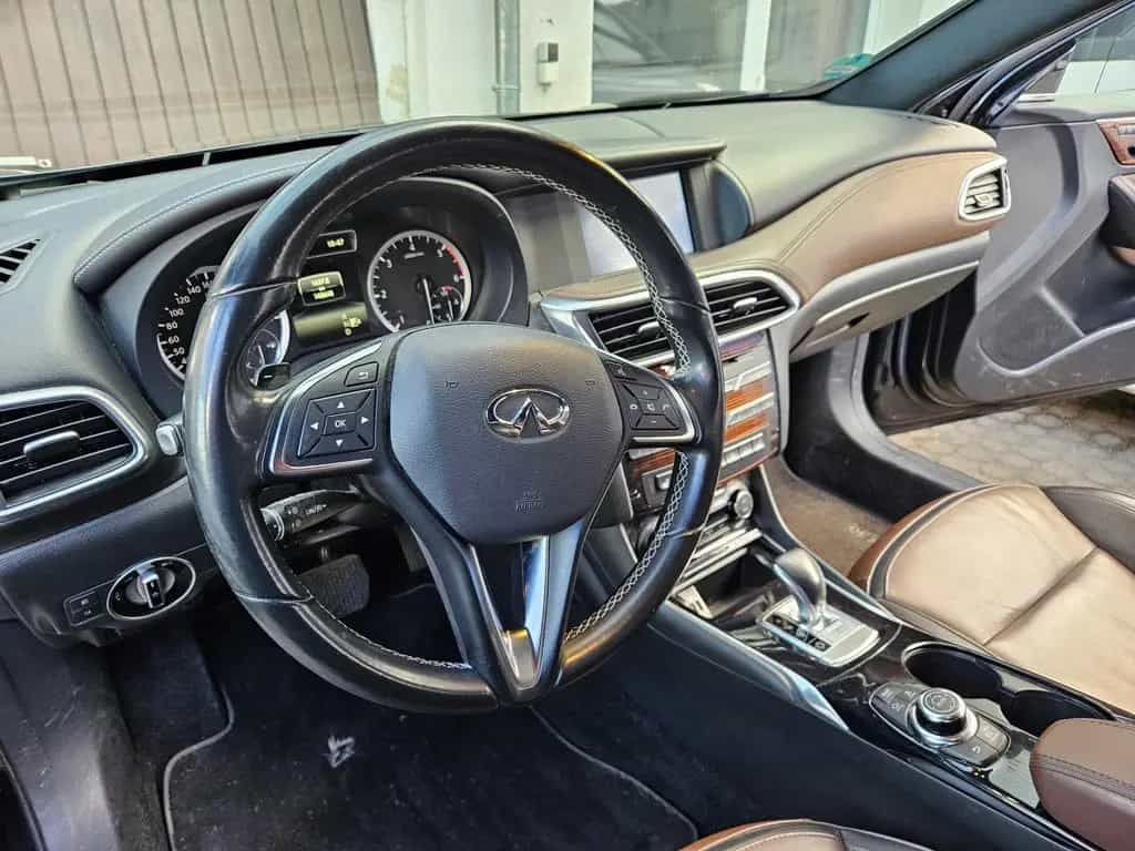 Infiniti QX30 2.2d DCT AWD Premium Tech Premium Tech 11/2016-photo-7