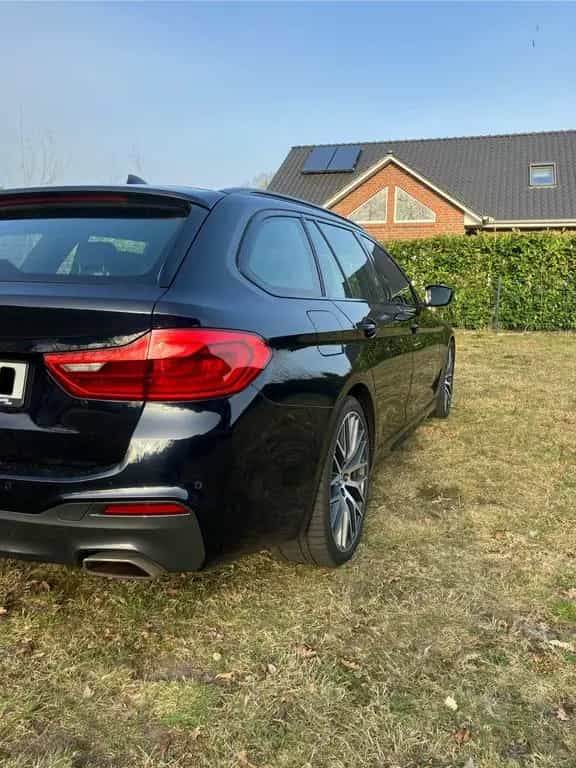 BMW 530 d Touring M Sport | Panorama | HUD | H&K 05/2020-photo-2