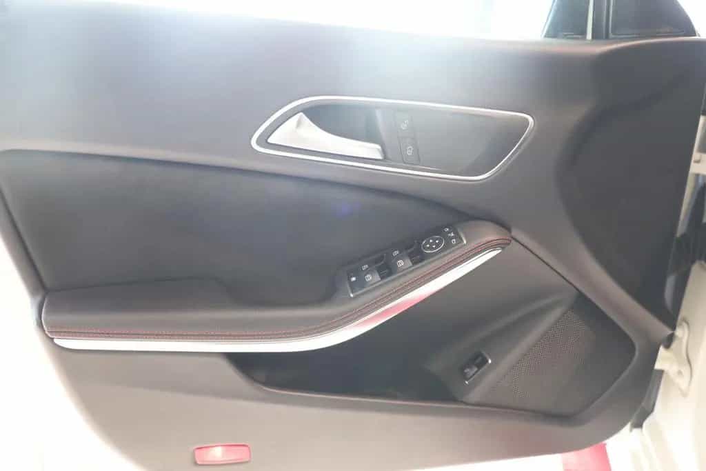 Mercedes-Benz CLA 45 AMG 4Matic *PANORAMA*PDC*LED 06/2016-photo-11