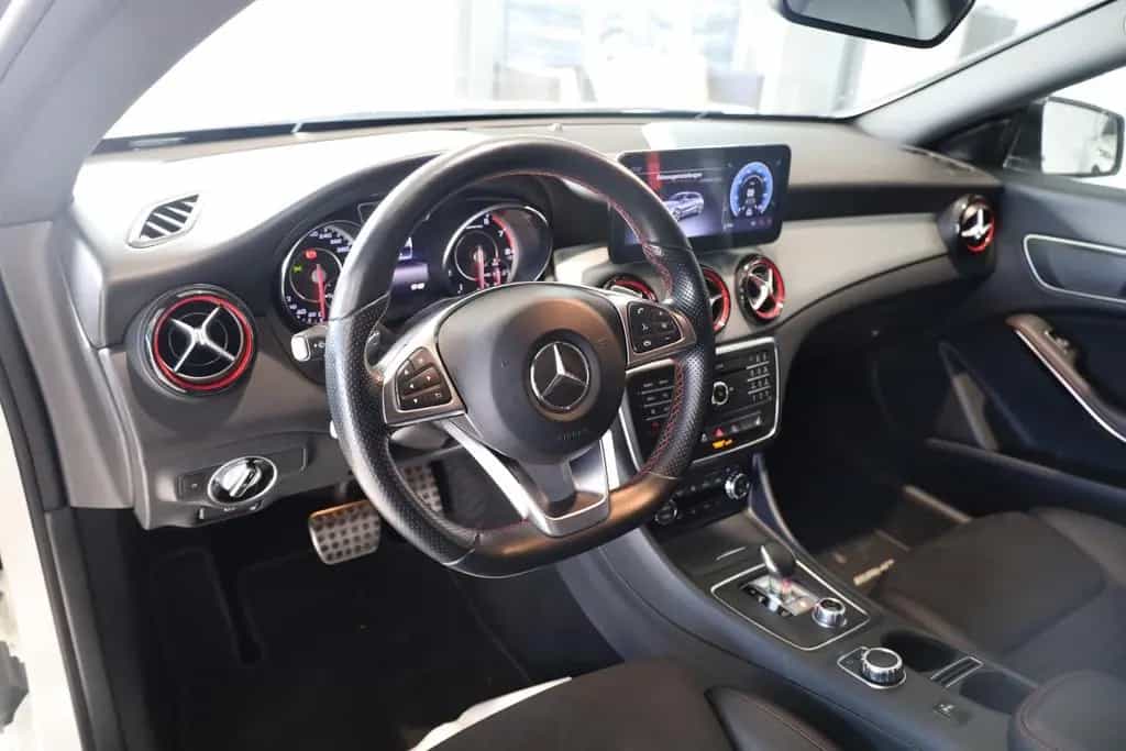 Mercedes-Benz CLA 45 AMG 4Matic *PANORAMA*PDC*LED 06/2016-photo-16
