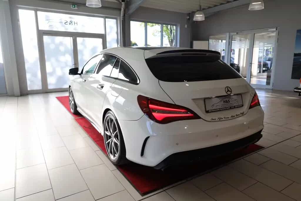 Mercedes-Benz CLA 45 AMG 4Matic *PANORAMA*PDC*LED 06/2016-photo-2