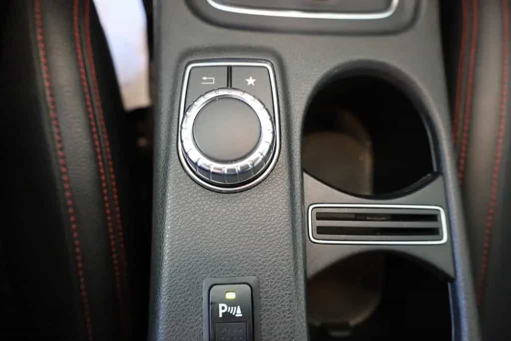 Mercedes-Benz CLA 45 AMG 4Matic *PANORAMA*PDC*LED 06/2016-photo-25