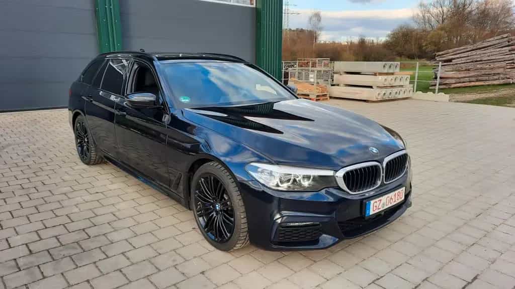 BMW 530 d xDrive M Sport 1.HD PANO 09/2018-photo-0
