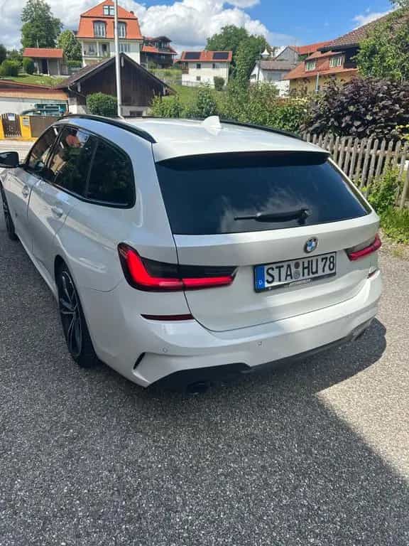 BMW 330 i Touring M Sport Automatic M Sport 04/2021-photo-2