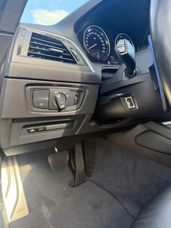 BMW M140i xDrive A Special Edition - 03/2019-photo-15
