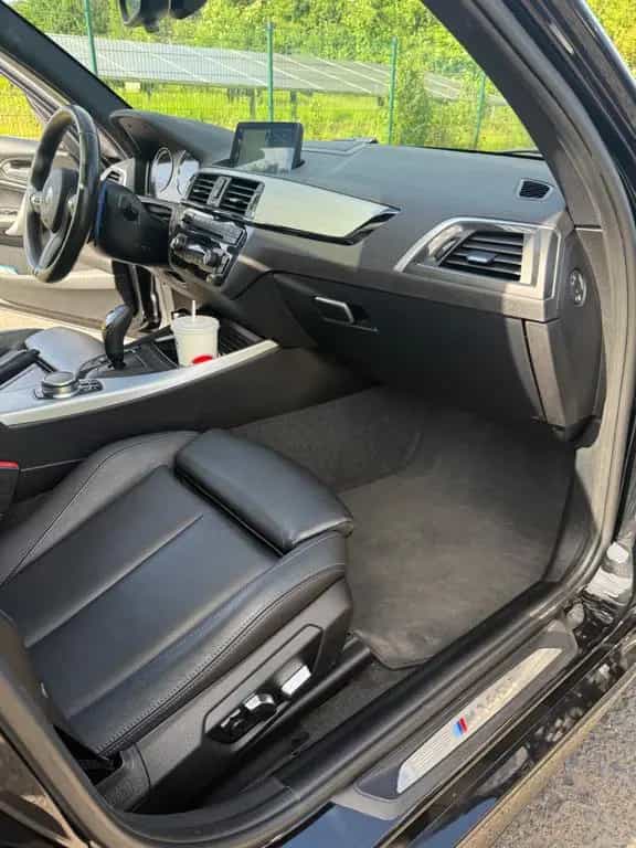 BMW M140i xDrive A Special Edition - 03/2019-photo-19