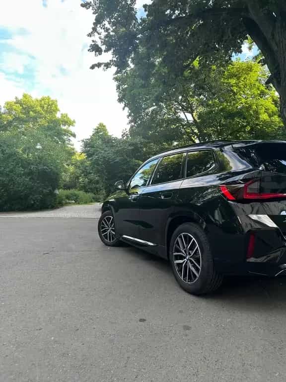 BMW X1 sDrive18i M Sport AHK Aktivsitz Kamera Drivin 01/2023-photo-1