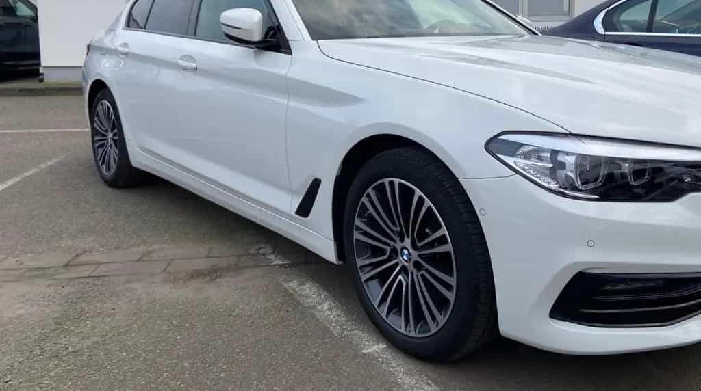BMW 520 i A - 20 Zoll (8-Fach Bereifung) 01/2019-photo-10