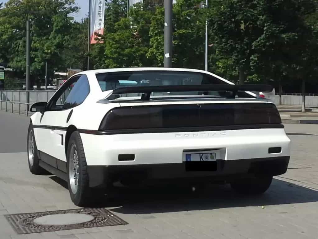 Pontiac Fiero GT 2,8 Liter V6 08/1987-photo-2