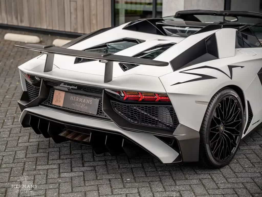 Lamborghini Aventador SV 750-4 V12 Roadster / 1/500 / Ad Per 03/2017-photo-12