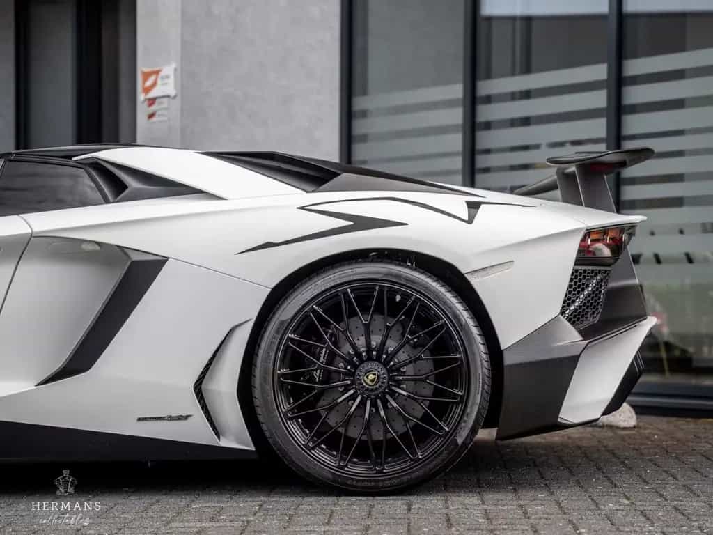 Lamborghini Aventador SV 750-4 V12 Roadster / 1/500 / Ad Per 03/2017-photo-16