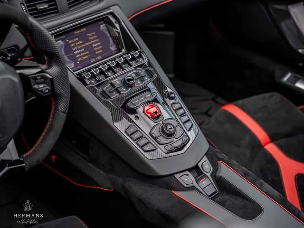 Lamborghini Aventador SV 750-4 V12 Roadster / 1/500 / Ad Per 03/2017-photo-21