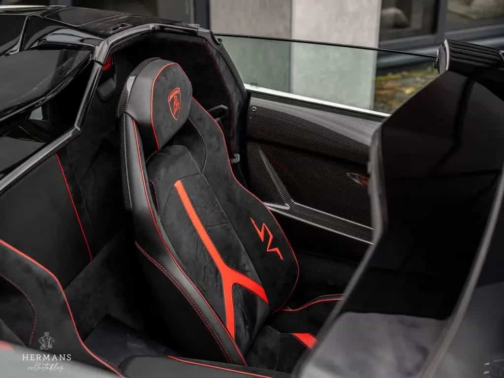 Lamborghini Aventador SV 750-4 V12 Roadster / 1/500 / Ad Per 03/2017-photo-4