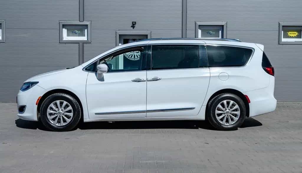 Chrysler Pacifica 3,6l Touring L,Kamera,Totwinkel,Tempoma 03/2019-photo-2