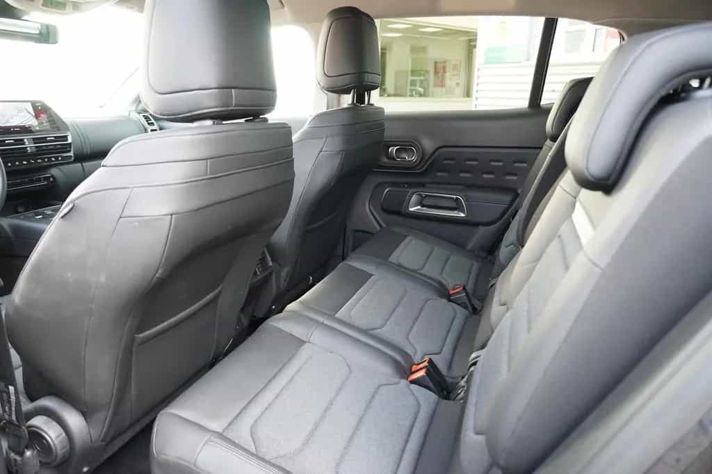 Citroën C5 Aircross 1.2 M-Hybrid Plus Aut. LED Navi 360° 03/2025-photo-26
